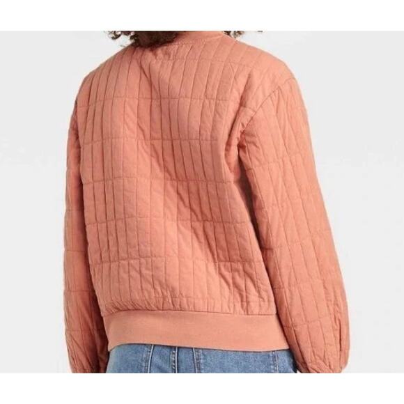 Universal Thread Quilted Pullover Sweatshirt - Picture 6 of 13